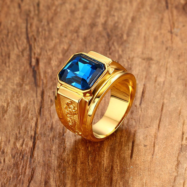 Elegant Golden Dragon Signet Rhinestone Ring (Stainless Steel)